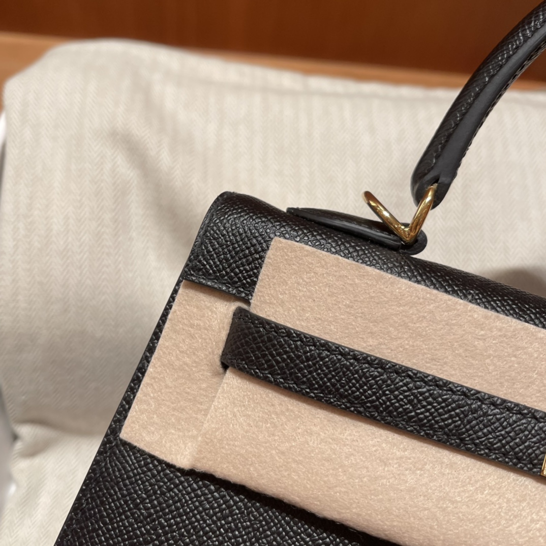 에르메스 켈리백25 블랙 금장 앱송